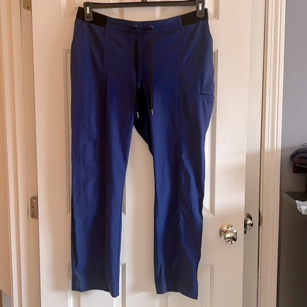 Scrubology sport scrubs